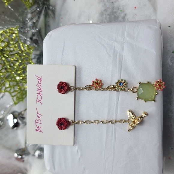 BETSEY JOHNSON EARRINGS - Picture 2 of 3